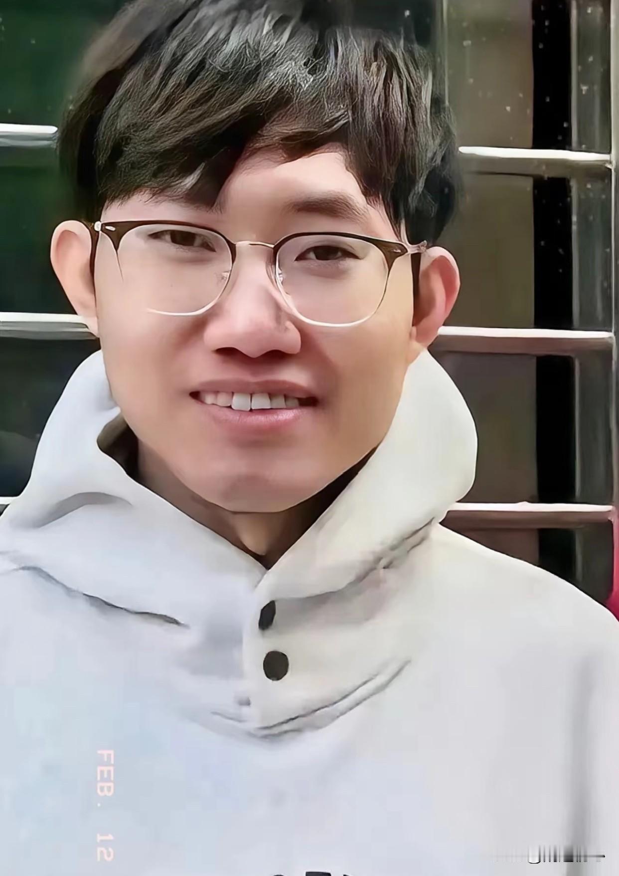 散户：被罚了多少呀？彭某某：别说了倾家荡产了散户：死量化活球该彭某某：本来