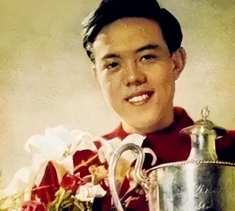 1968年6月21日早上，中国第一个世界冠军容国团，在一棵树上上吊死后被人发现，