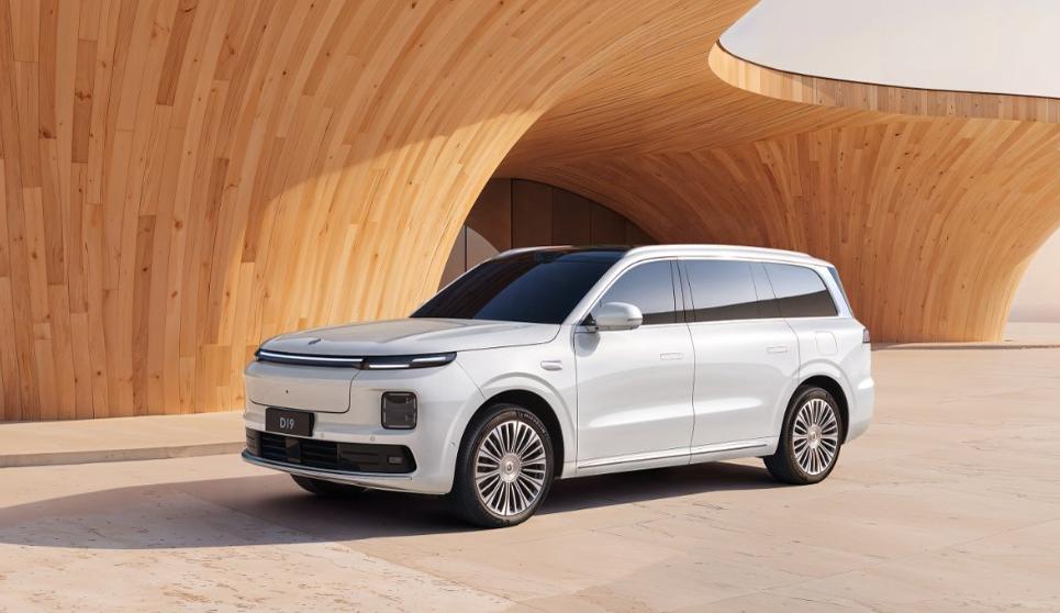 大唐续航950km"和"零跑D19算力1280TOPS，到底选哪个？ 这个问