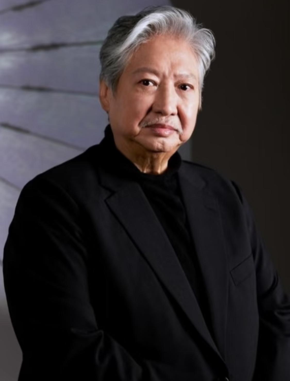 洪金宝也出来爆料了第一个就是林正英他说林正英这个人平常很斯文，但如果让他喝了