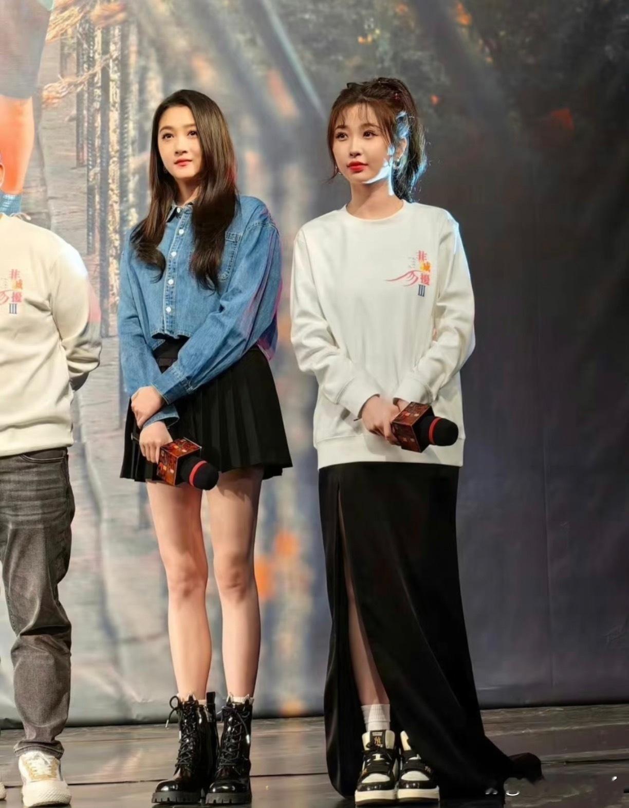 在我印象里关晓彤应该算女明星里很高的吧？虞书欣站在她旁边好像也没差多少，她有多高