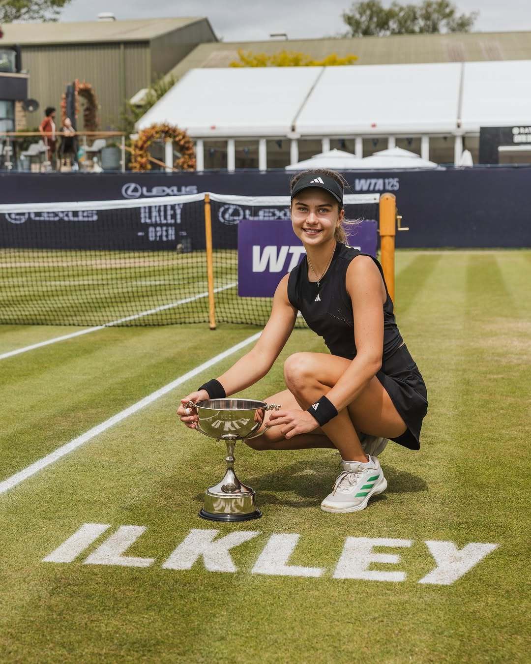 上周三站WTA125级别冠军出炉👀📍英国，伊尔克利17岁的美国小将约维奇在半