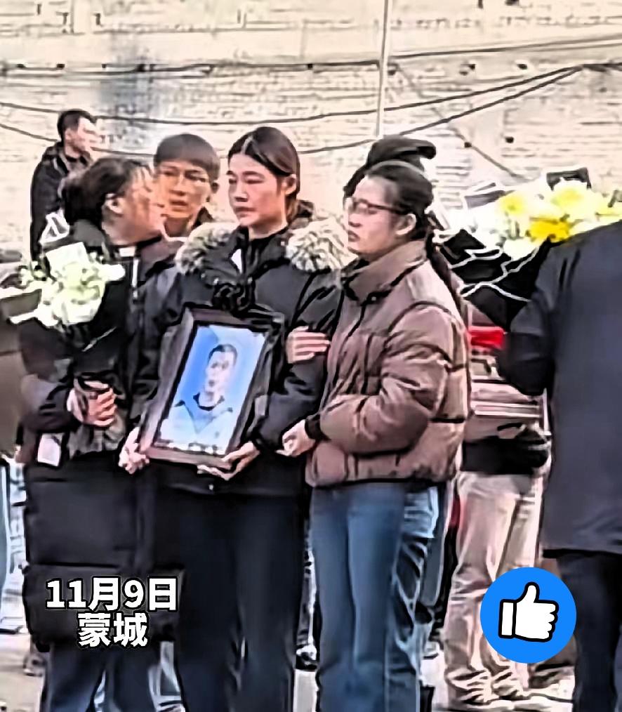 去时胸戴红花归时国旗覆身25岁安徽蒙城小伙谢丛欣，把最滚烫的青春永远留在了军