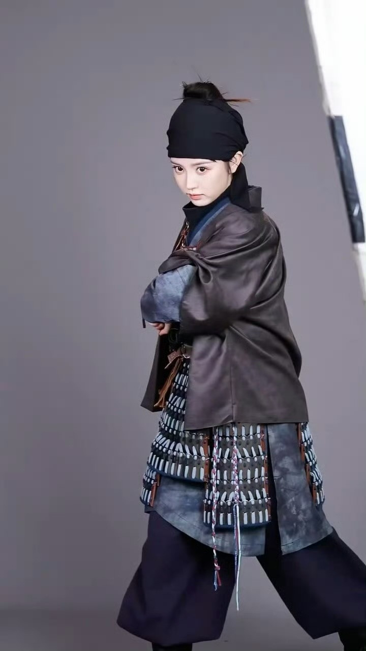 奇迹薇薇ʚ˃ᵕ˂ɞ全宇宙最萌杀猪妹田曦薇逐玉定妆live图