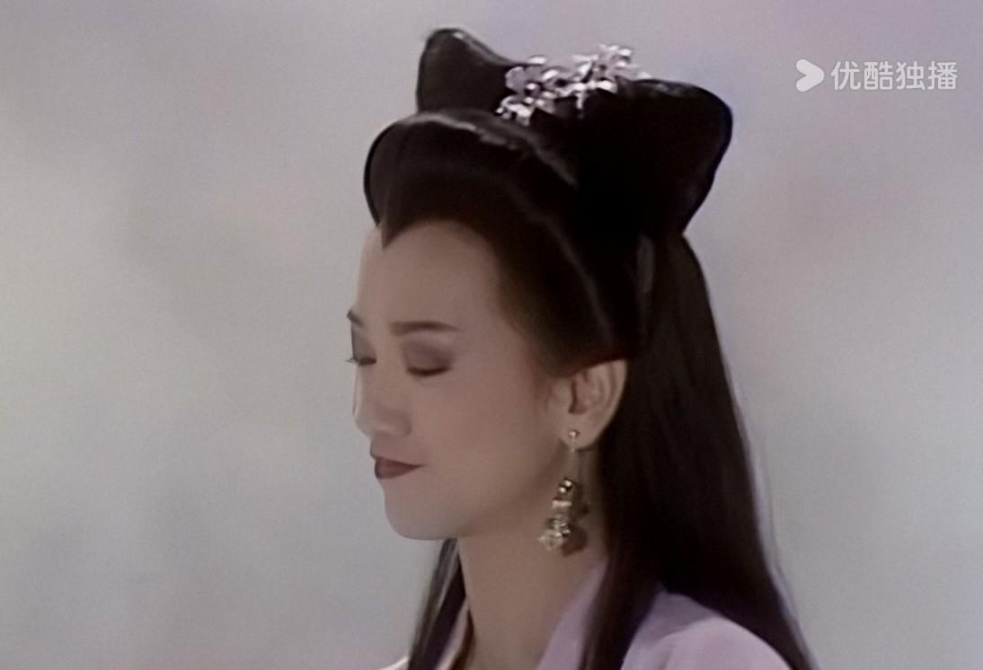 “美女一撒娇，神仙都挡不住”蛤蟆精敌不过白娘子，上天庭找武财神撑腰，结果本来怒