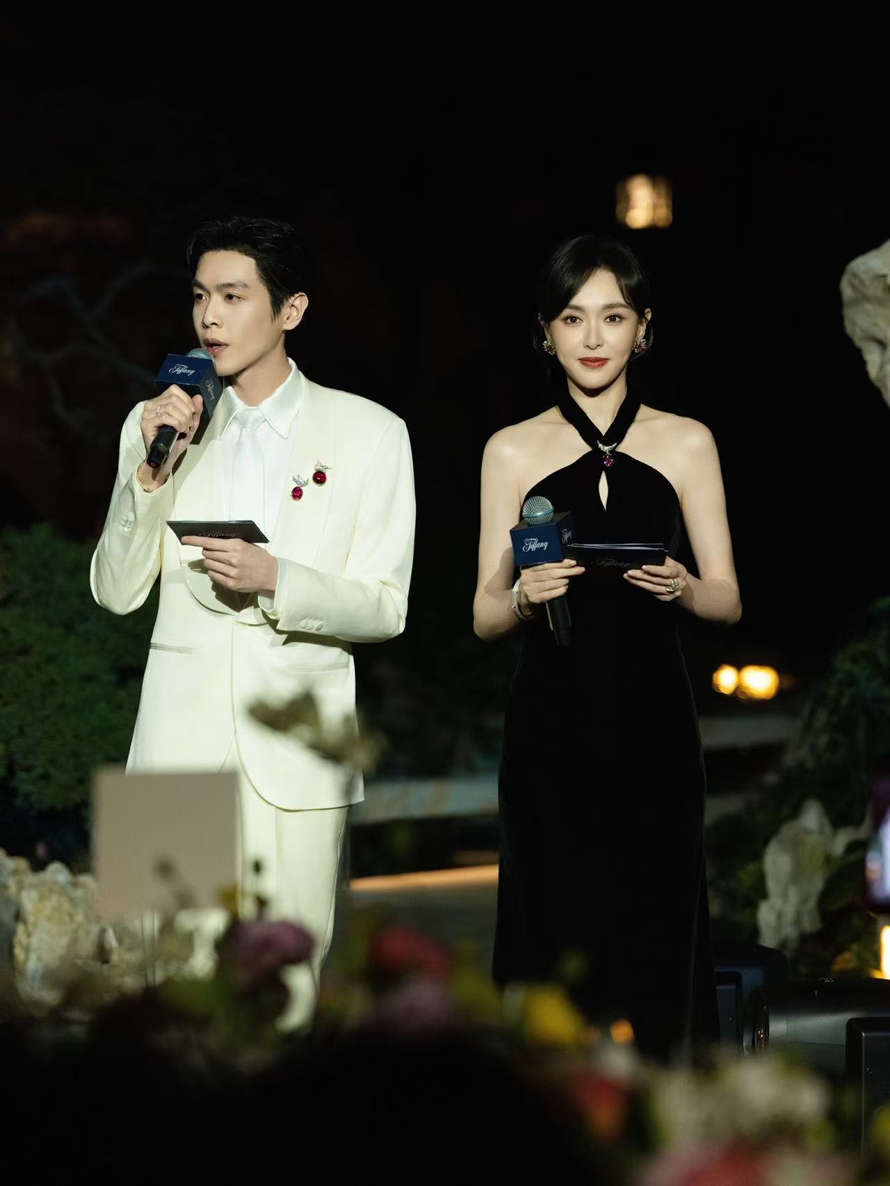 内娱明星在Tiffany晚宴团建Tiffany北京三里屯太古里旗舰店的晚宴，简