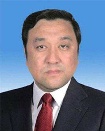 虽然他只是一个副厅级干部，但因为公安局长手里握有实权，危害也不小。宋鸿源曾经担任