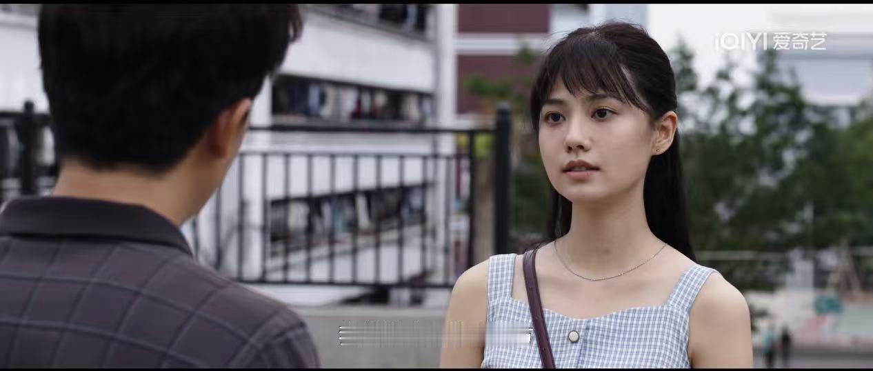 《命悬一生》中徐庆利这个角色真的让人觉得很奇葩。女朋友要考大学，要上进。