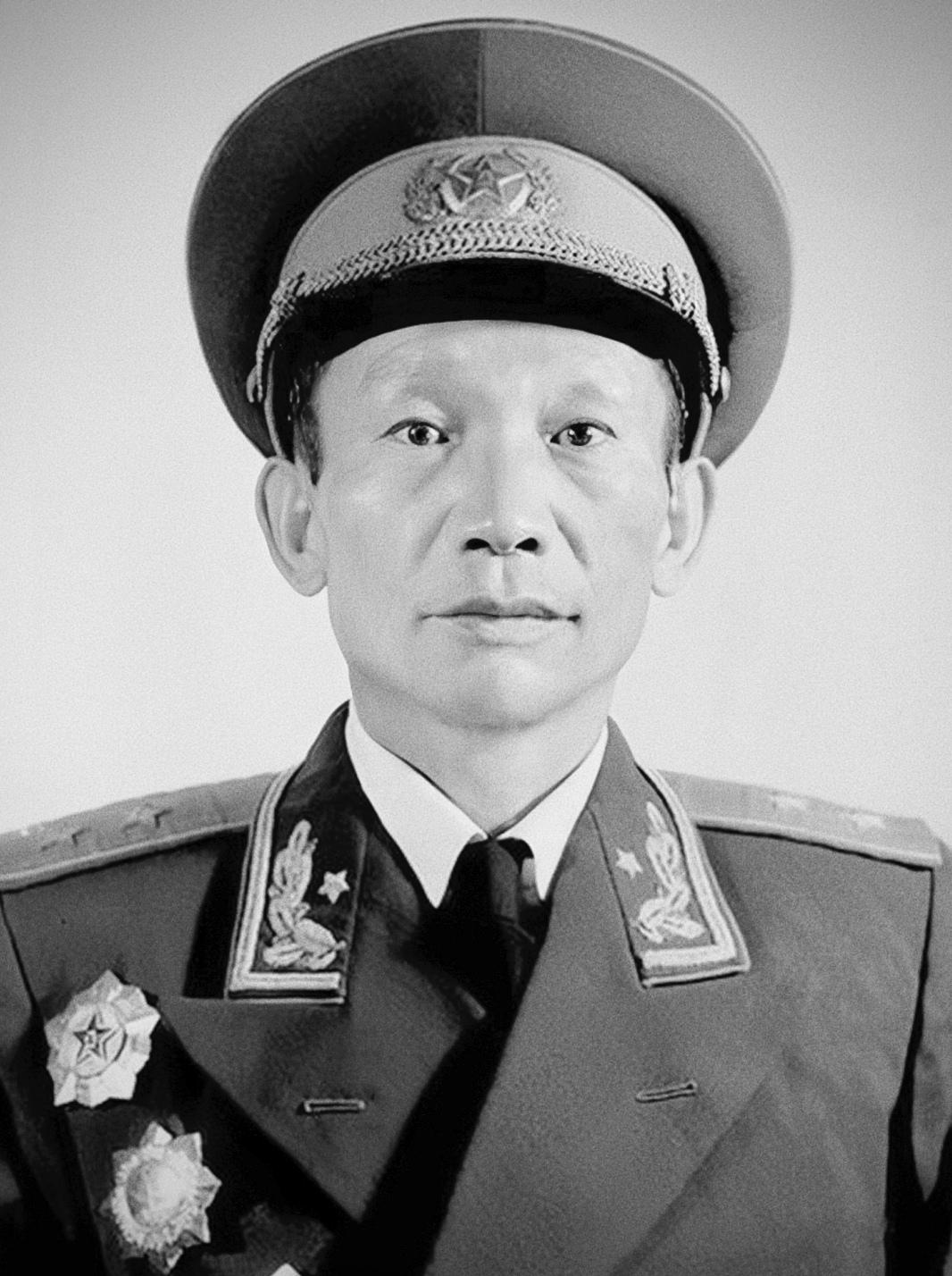 1937年3月，西路军覆没，吴先恩“战死”，消息传回延安，妻子林月琴陷入巨大的悲