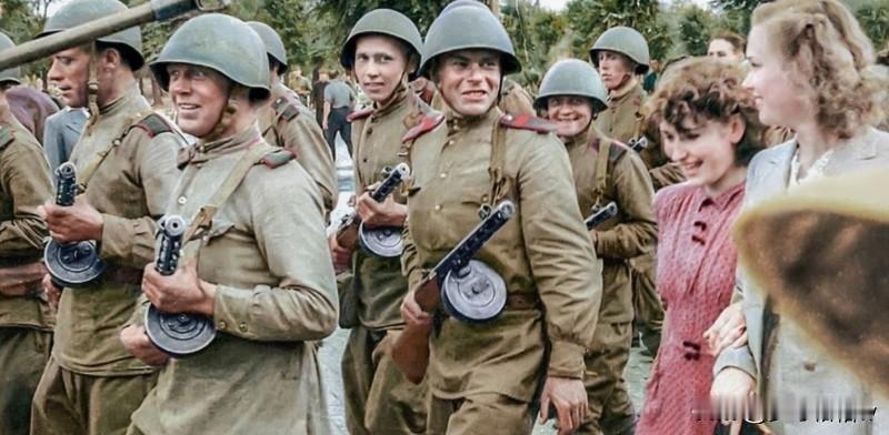 苏联内务委员会第3步兵师并不是组建于战前或者困难的战争初期，实际上，该师组建于战