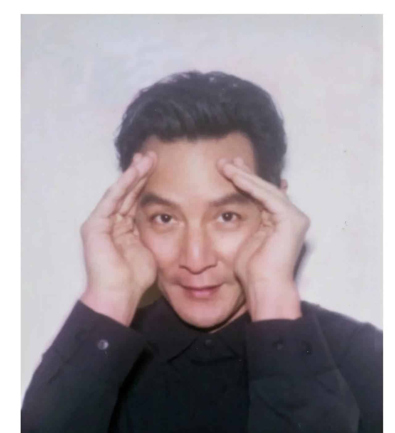 一个让人无法置信的冷知识，吴彦祖已经52岁。还有一个神奇的热知识，昔日的美少年