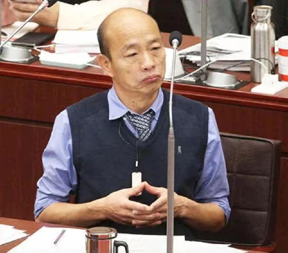 咱都记得韩国瑜以前是“卖菜郎”，还说九二共识是和平钥匙，现在他咋完全变样了？窜访