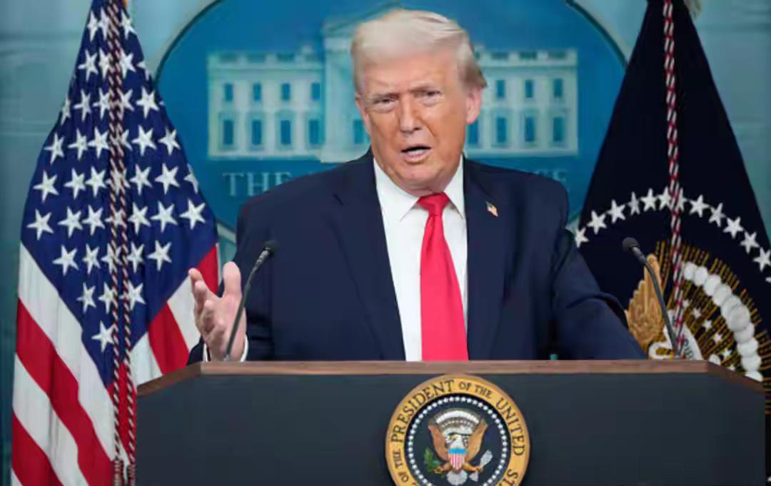 “中俄只是用来吓人的”，特朗普一篇转帖，让日本右翼冒汗：不妙而该帖文的内容居