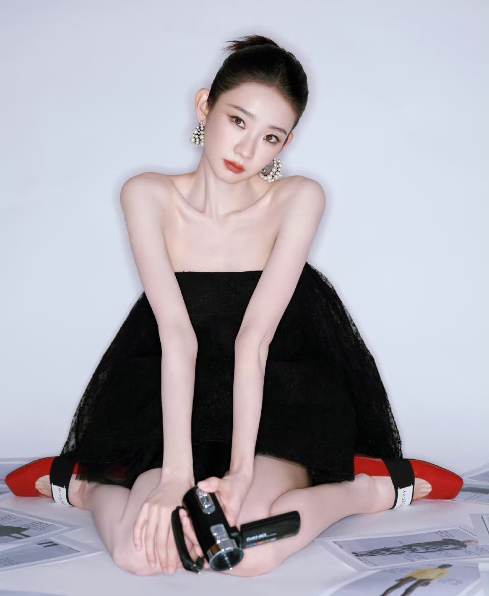 张艺凡张艺凡张艺凡