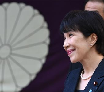 高市早苗之所以会这么“高枕无忧”，不是因为她的背后是美国，也不是因为西方国家会帮