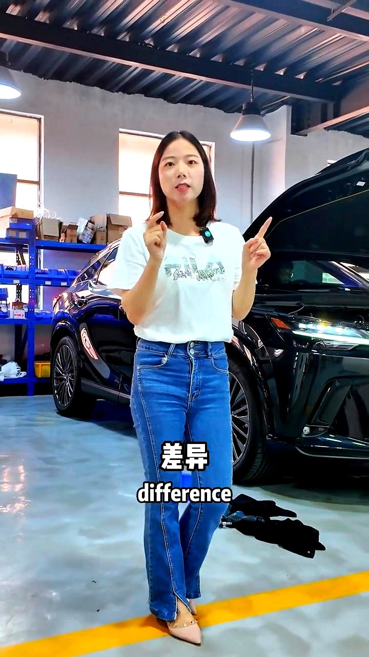 车友全款41.5万提了台雷克萨斯RX中配，比31万的低配整整多掏了10万，结果刚从4S店开出来，扭头