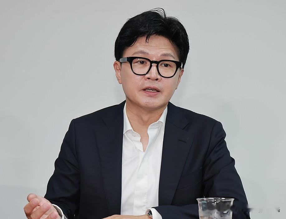 正面硬刚执政党！韩东勋下直播辩论战书，痛批韩共同民主党司法报复7月14日，韩