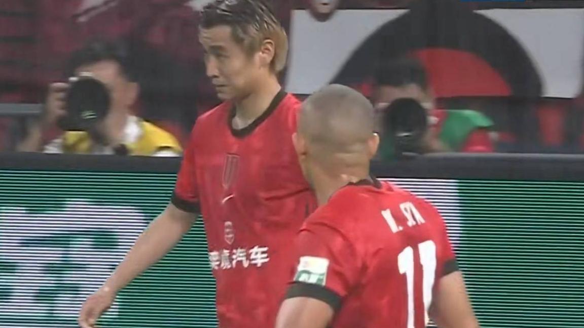 中超一夜积分榜出炉！蓉城1-1绝平，泰山1-0战胜海港！津门虎3-2超级大逆