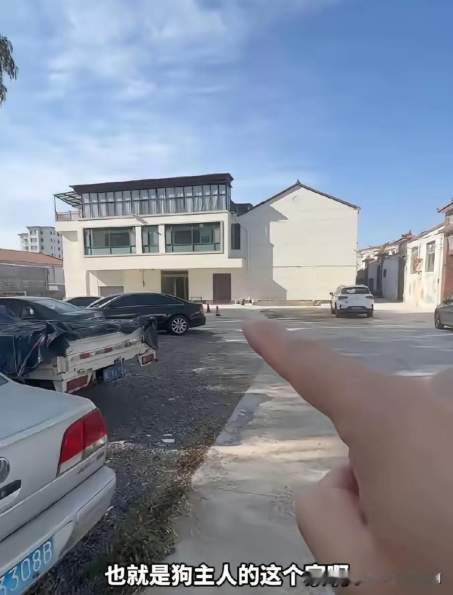 申家给所有男人上了一课看到申家紧闭的铁门和窗户栏杆，我好像明白了。这事儿过去