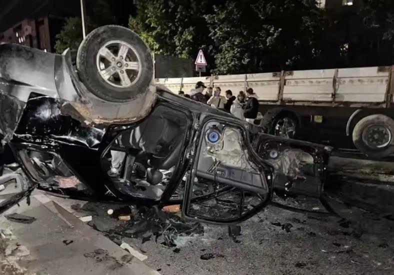 媒体大肆“鼓吹”乌军大捷，利沃夫民众“掀翻”征兵车，乌克兰双重困境彻底败露​打