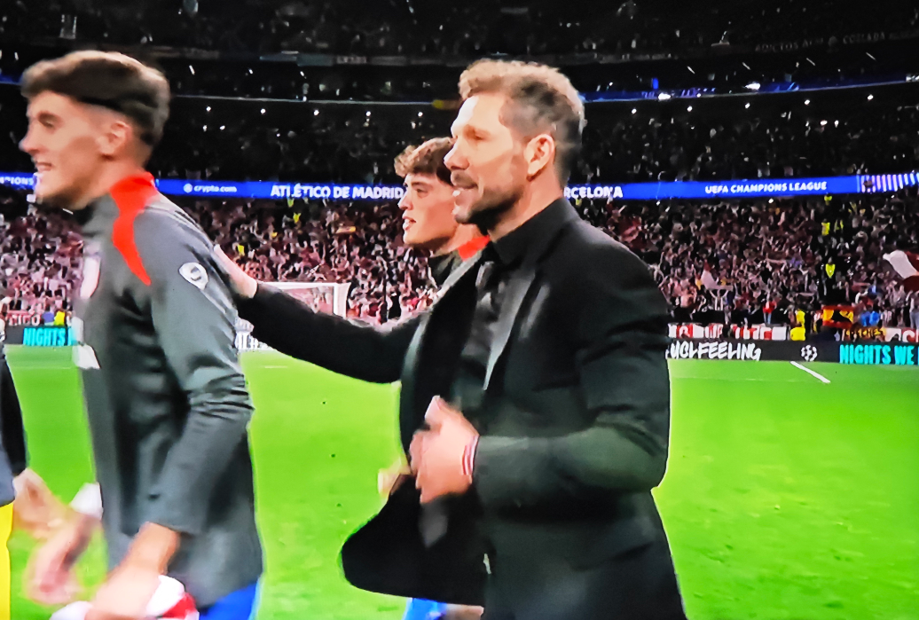 功亏一篑，巴萨客场无力回天，铁血马竞挺进四强！金球先生梅开二度，卫冕冠军大巴黎