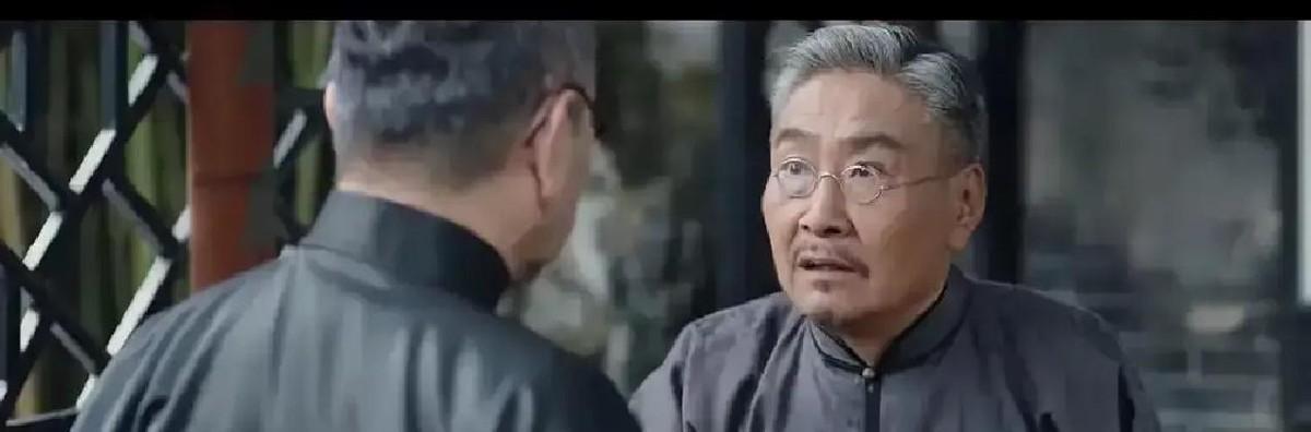 《长河落日》大结局，我哭到窒息！汤炳辰把情报藏进玉米饼，信鸽脚环里塞名单，女儿