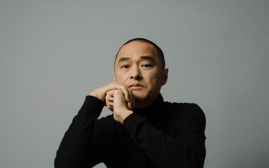 “我就是好色，我当妇科医生，我能光明正大地看女人。”1998年，一个29岁的医学