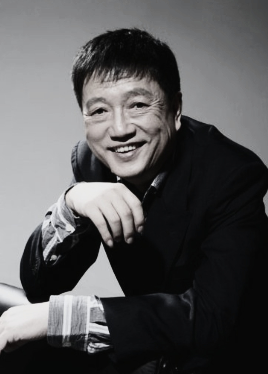 演员秦焰去世这位演了一辈子“黄金配角”的老戏骨走了，享年72岁，好多人看着他的
