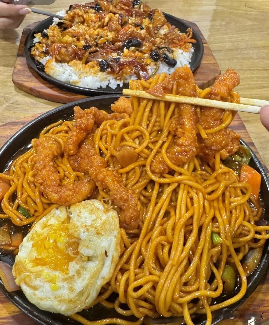 我发现一个奇怪的现象，朋友向你借钱时你不好意思不借，等想把钱要回来时又小心翼翼。
