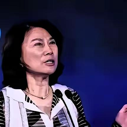荷兰新规限制东方大国企业购买高端半导体设备，格力取消三十台进口设备订单，转