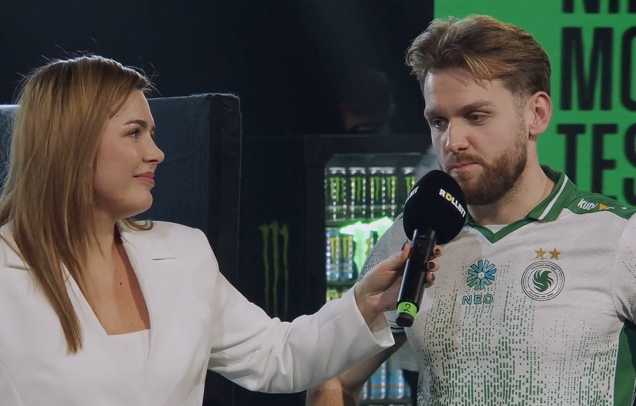 刚看完G2vsFLCN的生死战，有一个很明显的观感就是CS解说能从头到尾不聊