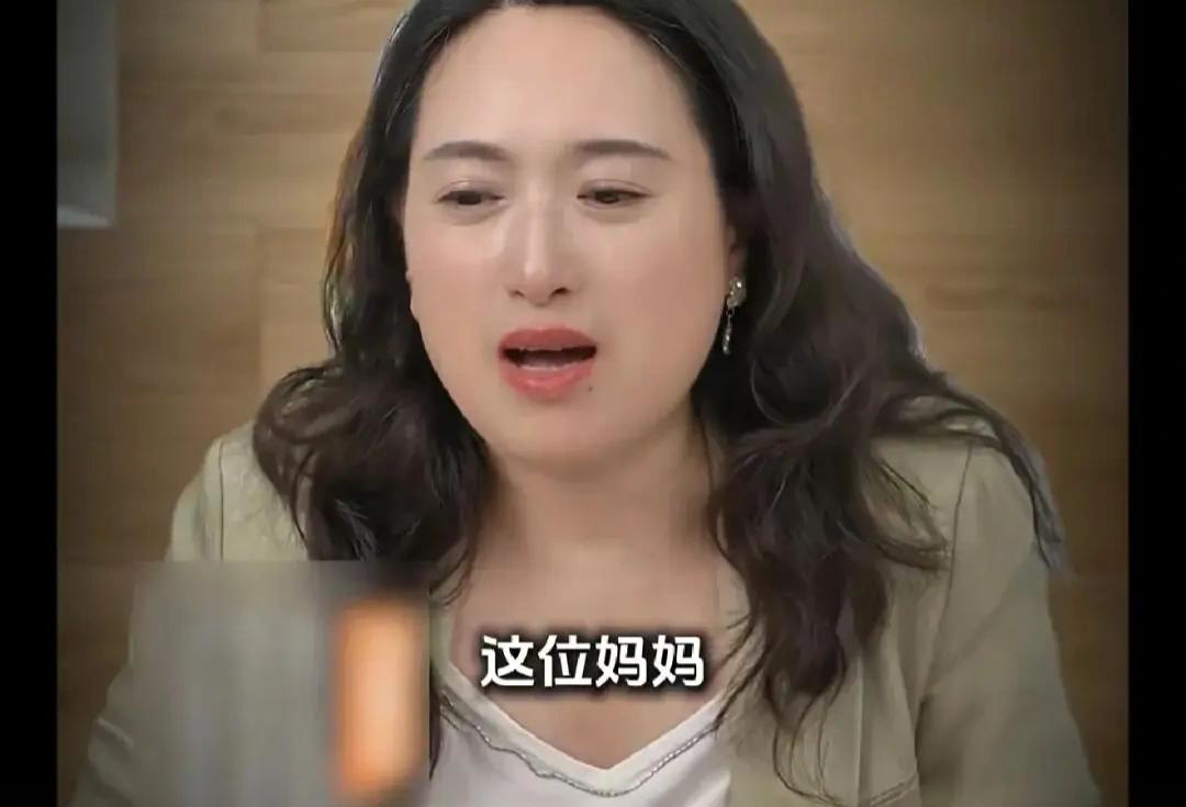 复旦大学的沈奕斐副教授，这次算是彻底领教了学生家长的难缠。两个小学生因为日常发
