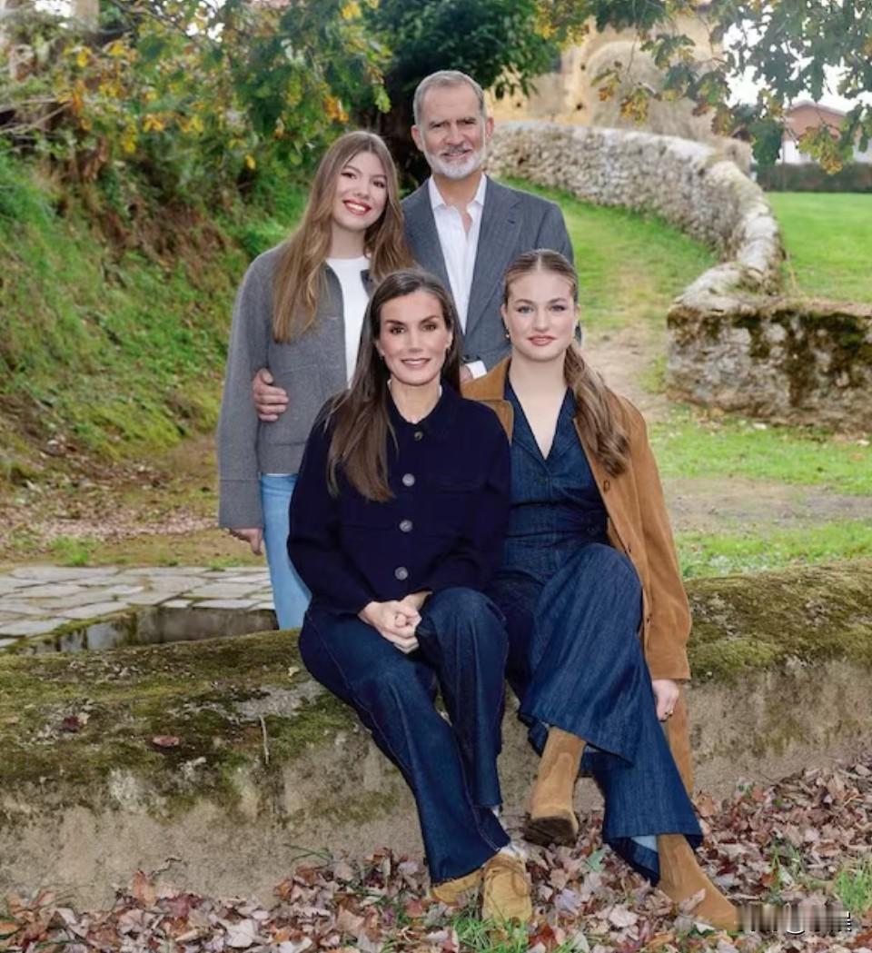 西班牙王室2026年圣诞照Contodonuestroafectoy