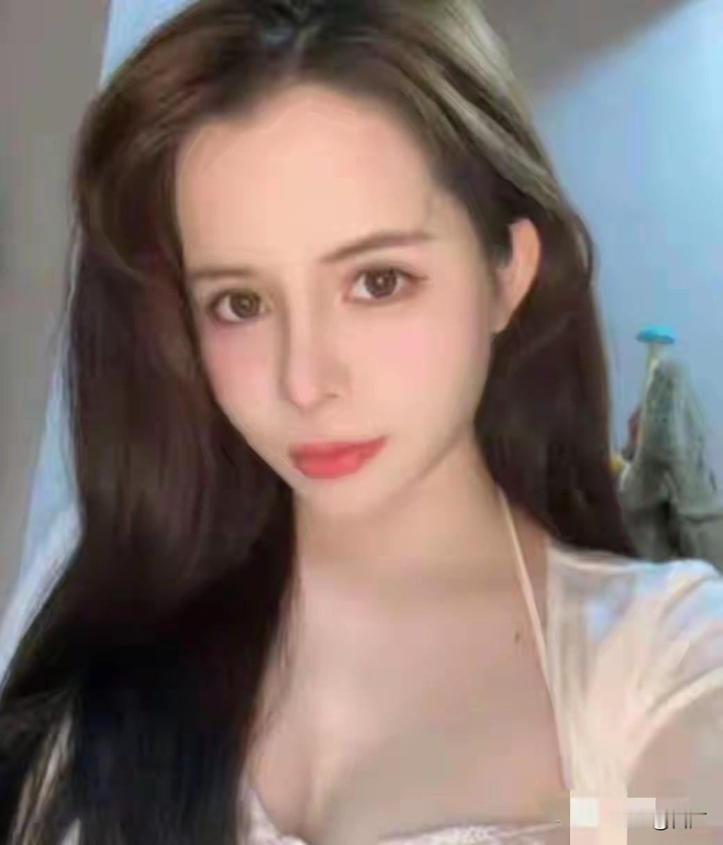 29岁广东美女教师梁海燕去世十天花费超50万去世原因是生孩子遇到羊水栓塞。