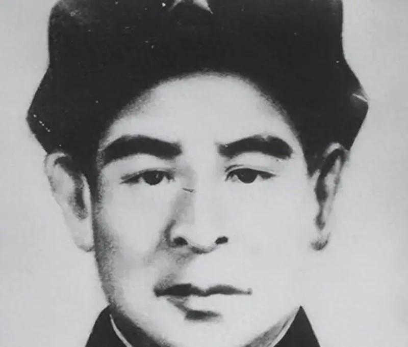 红军军长之妻被俘，被马家军3人轮番霸占，忍辱保护烈士骨血她叫李秀莲，那年刚