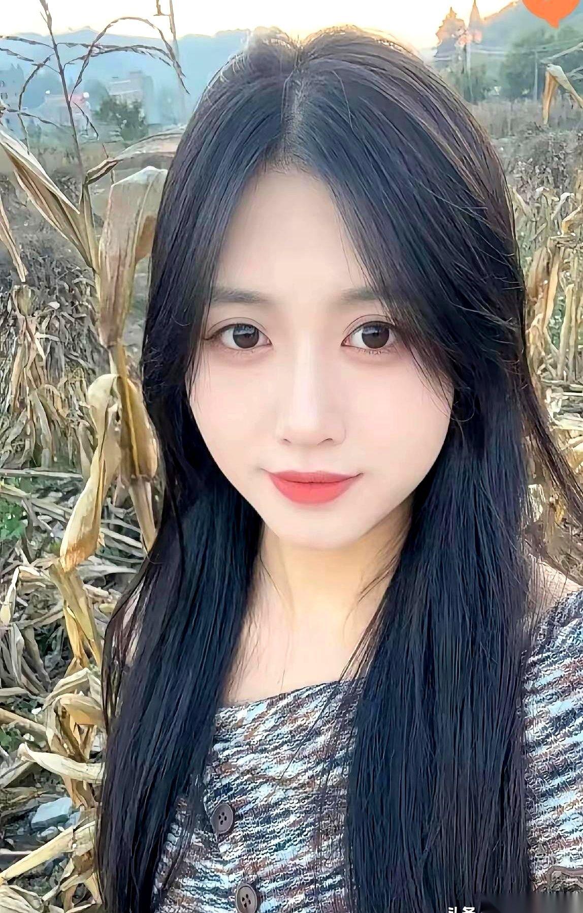 邻村有桩婚事，喜帖都发出去了。婚检单上多了个小生命，男方立马把十八万八的彩礼，