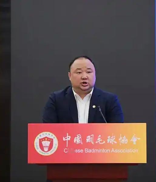 奥运冠军，张军被查，体坛反腐这次动真格了。4月29日，一条消息炸翻了整