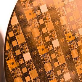 周末无休扒完创业板新规，我悟了：这是给“硬骨头”开的VIP通道！放弃摸鱼逐字