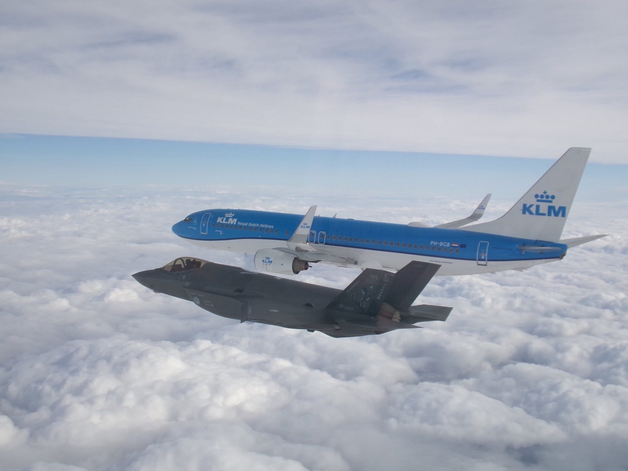 荷兰空军（RNLAF）第322中队F35A空对空摄影今日肥电军用飞机信息汇Ph