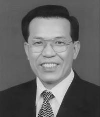 广东省原省长卢瑞华同志逝世，享年88岁！卢瑞华毕业于中山大学，研究生学历，高级