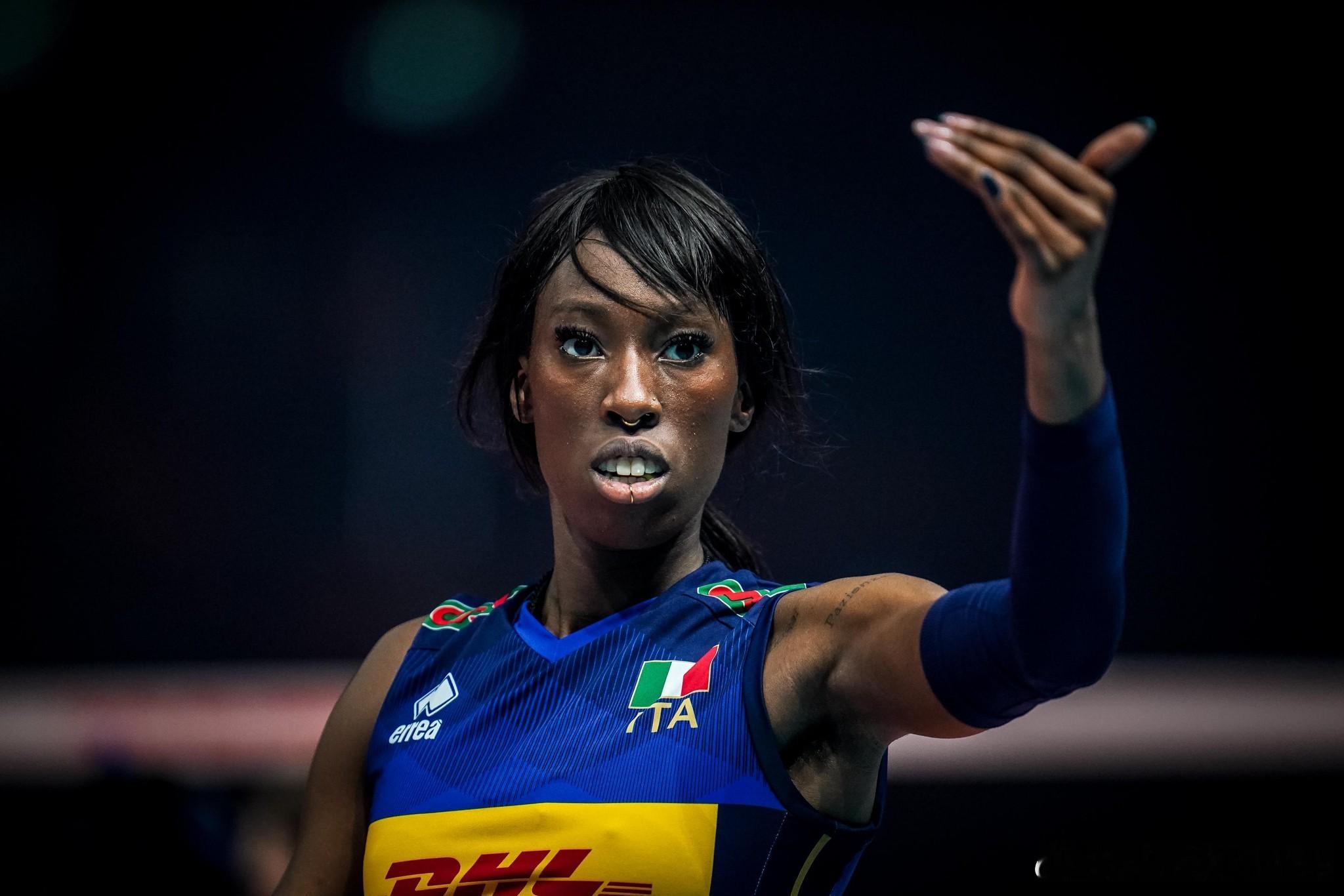 🏆2022年女排世锦赛最佳得分手👇，李盈莹位列总榜第6、主攻榜第3。🇮?
