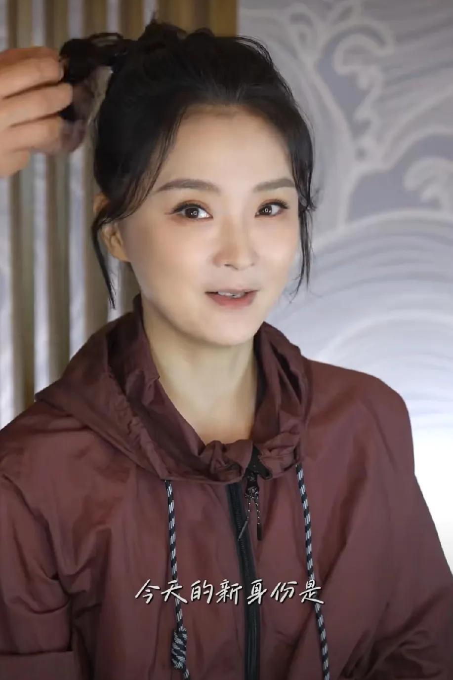 王艳的经历，确实把“女星嫁豪门再复出”的娱乐圈铁律照得明明白白——要么婚姻生隙，