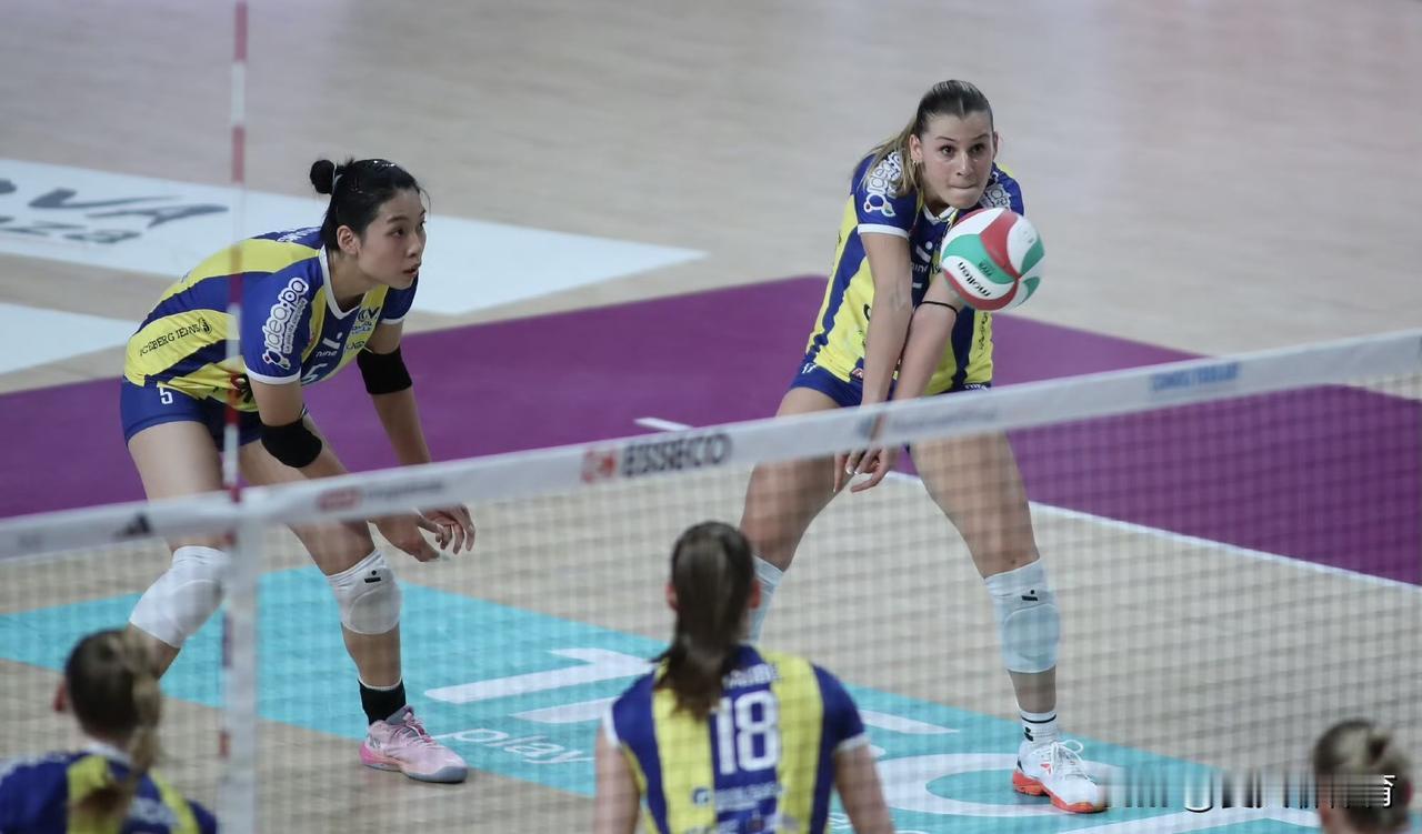 庄宇珊意甲联赛第二场又拿到了全队最高分21分，从强队诺瓦拉手里还拼下一局，证明我