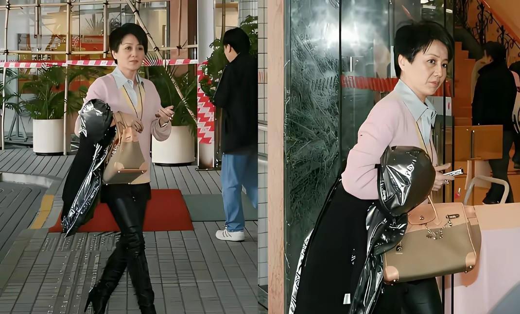 何鸿燊四太太一看年轻时候就很雷厉风行，给赌王生了五个孩子，没有因为生育和怀孕耽误
