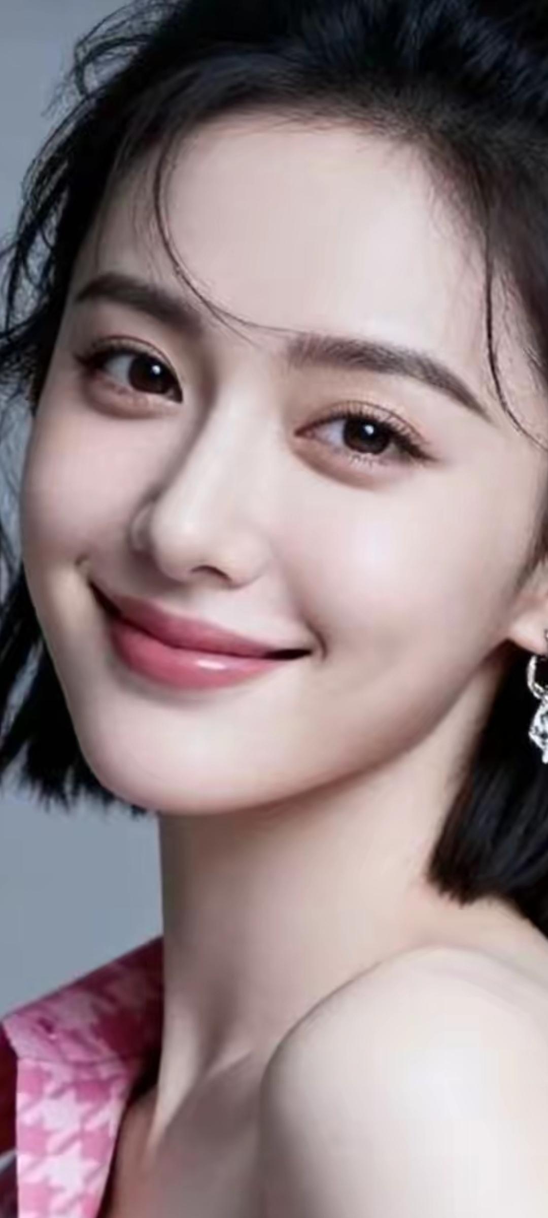 甜美笑容，少女心爆棚！😊✨