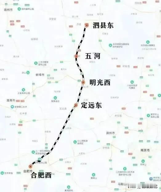 这就是合新高铁的意义所在，有人还在担心客流量。作为两大高铁的连接线，客流量完全