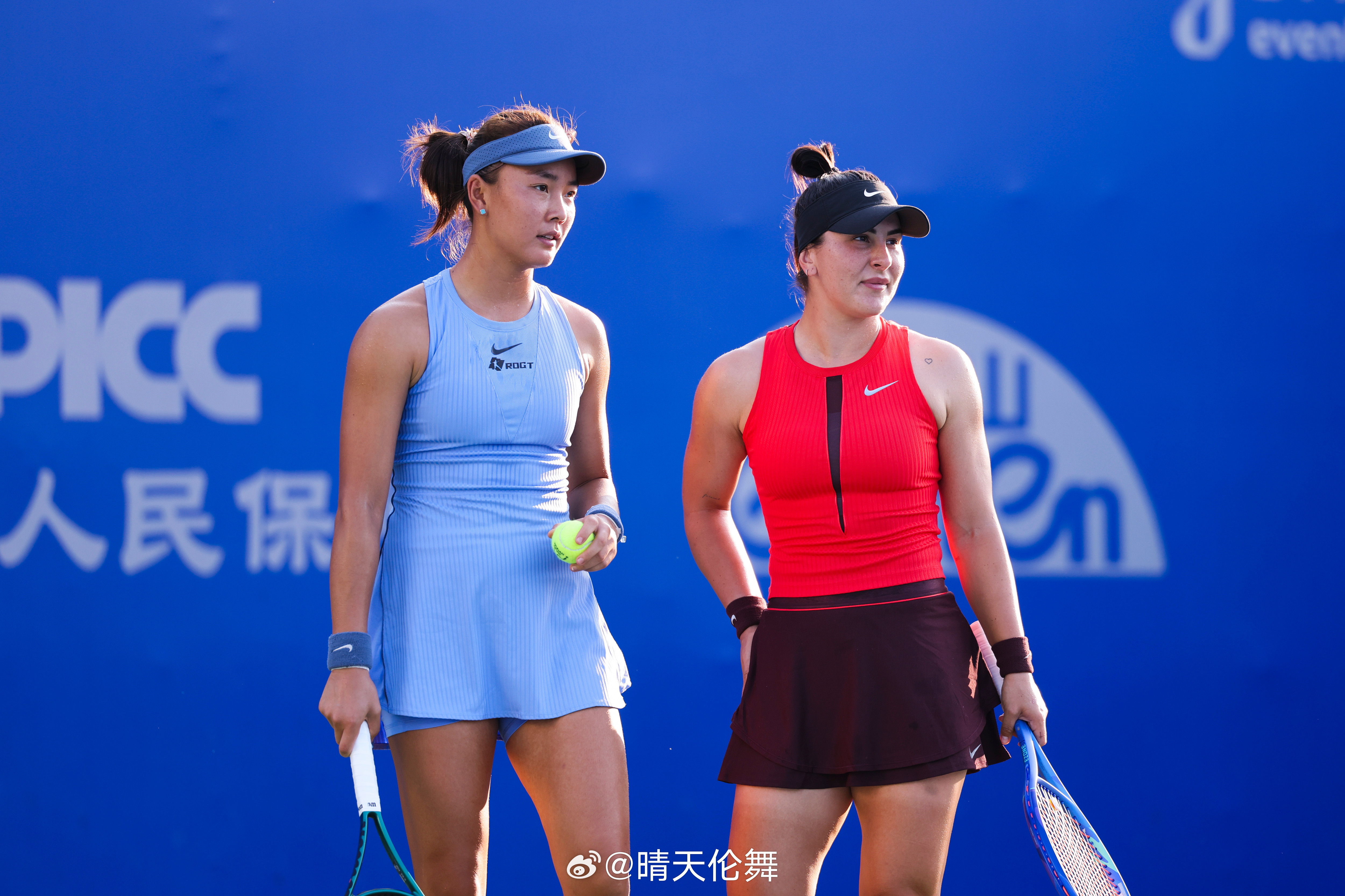 2025武网双打首轮袁悦🇨🇳/安德莱斯库🇨🇦以7-6（4）/3-6/1
