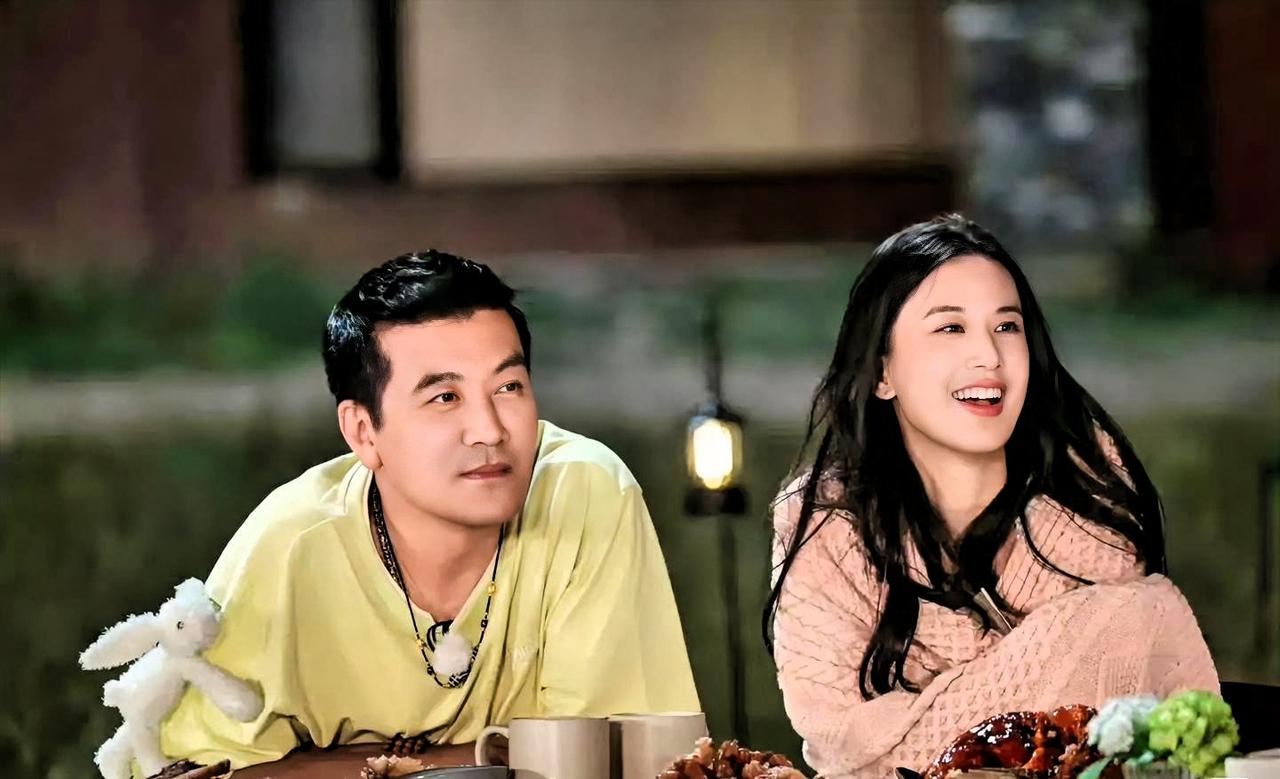 1月还在综艺里哭着求复合，4月新女友孩子已经出生了。杨子这时间线，真的离谱。