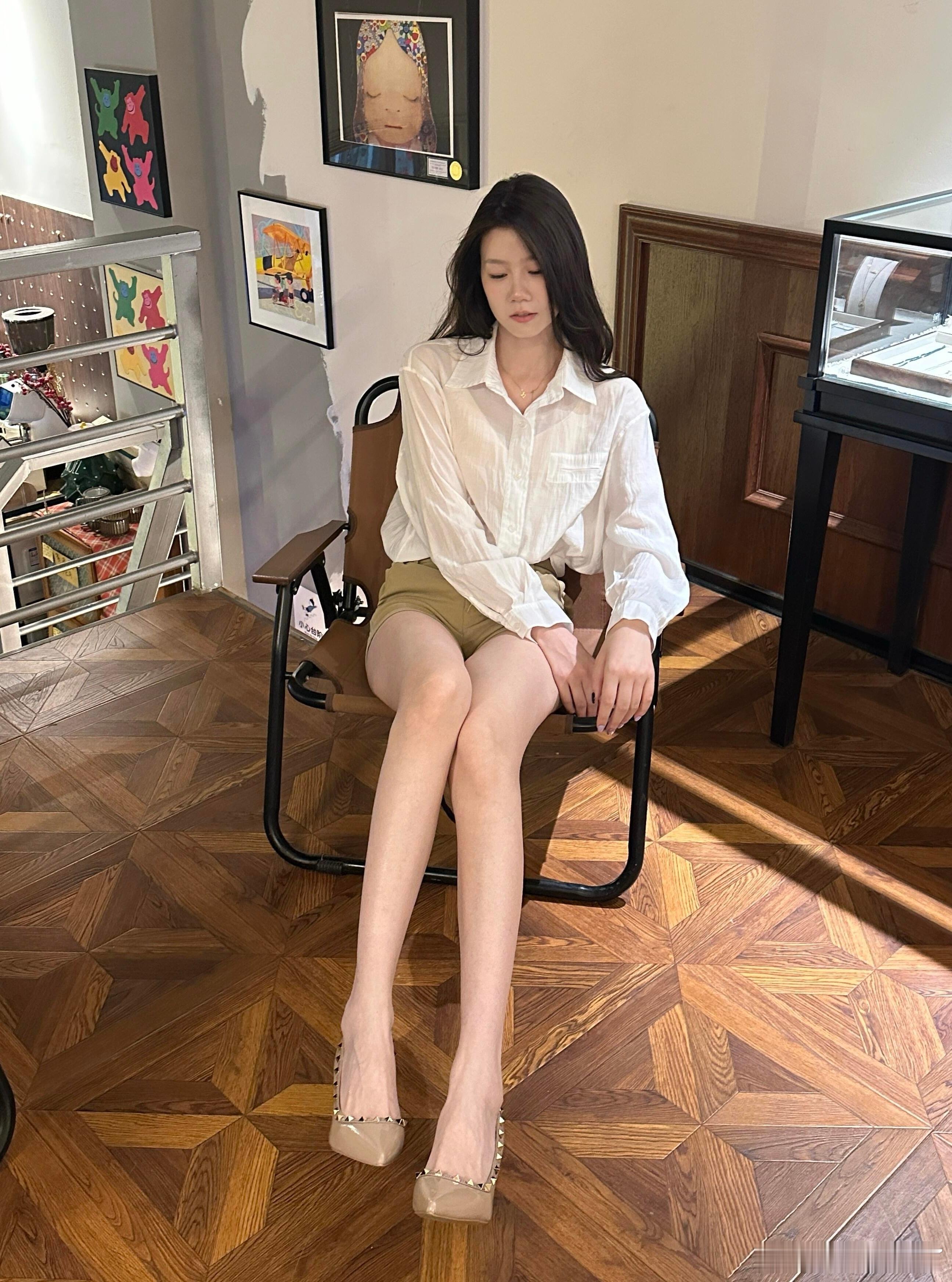 长腿美妞​​​