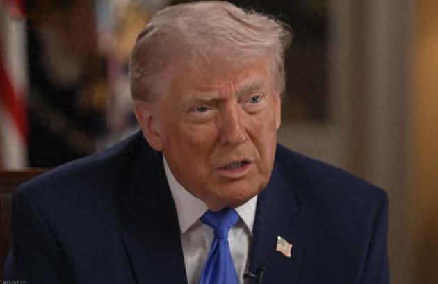 “英国国王给川普送钟！”4月28日，白宫晚宴上，查尔斯给特朗普送了口钟，称有事就